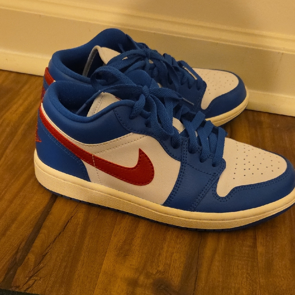 Nike Blue and Red Women's Sneakers